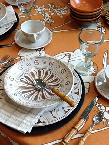 Graffita Dinnerware Set