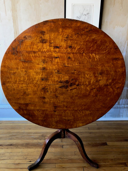 (SOLD) Antique Tilt Top Table