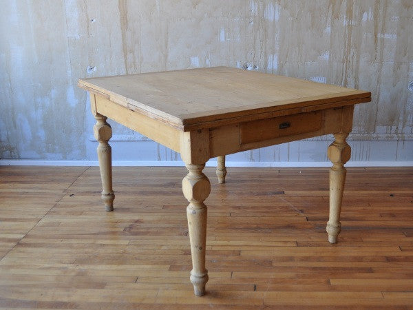 Italian Antique Pine Dining Table (Extends) - Mercato Antiques - 1