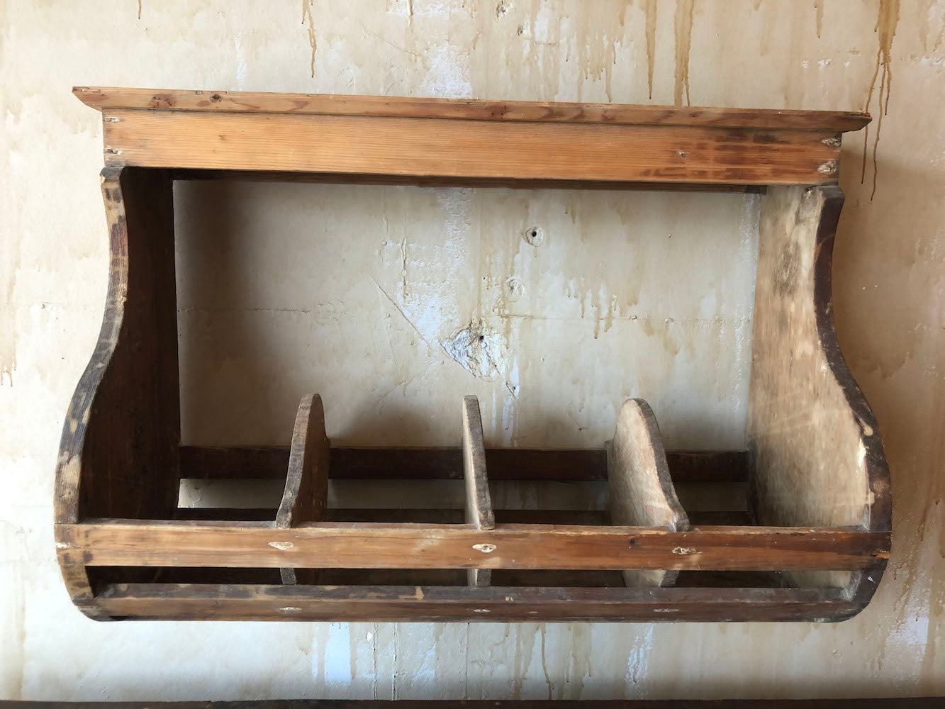 (SOLD) Italian Antique Farmhouse Plate Rack